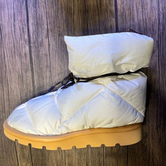 Louis Vuitton Nylon Pillow Comfort Ankle Boots - Picture 1 of 4
